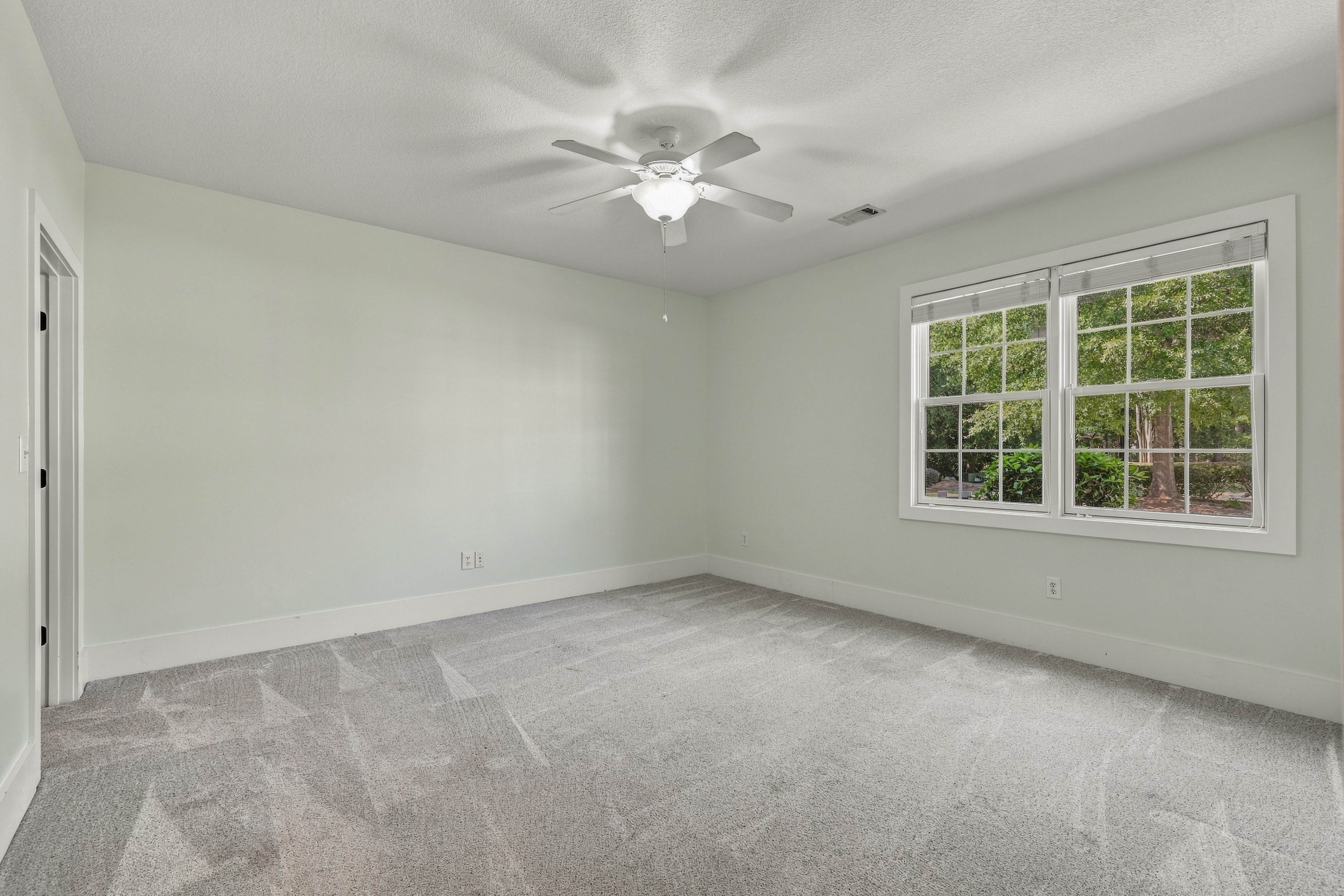 148 Edgewood Court image 18